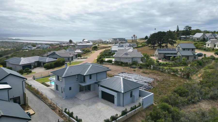 4 Bedroom Property for Sale in Baron View Western Cape